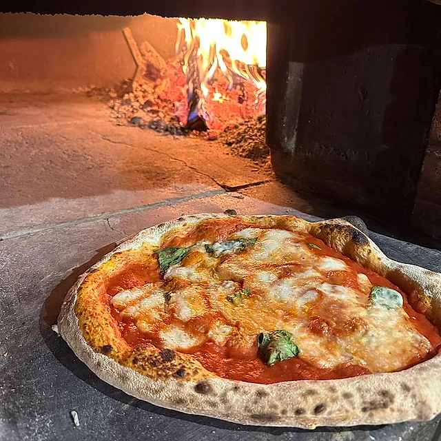 Da sandro pizza en horno
