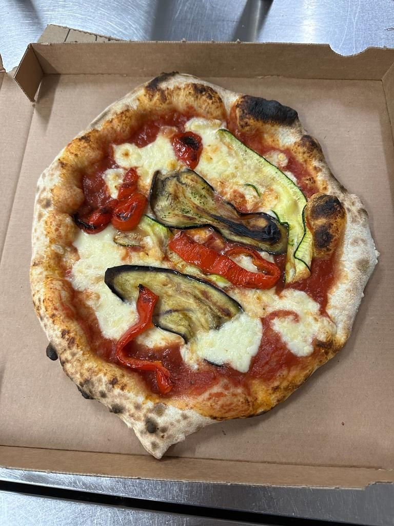 Da sandro pizza en carton